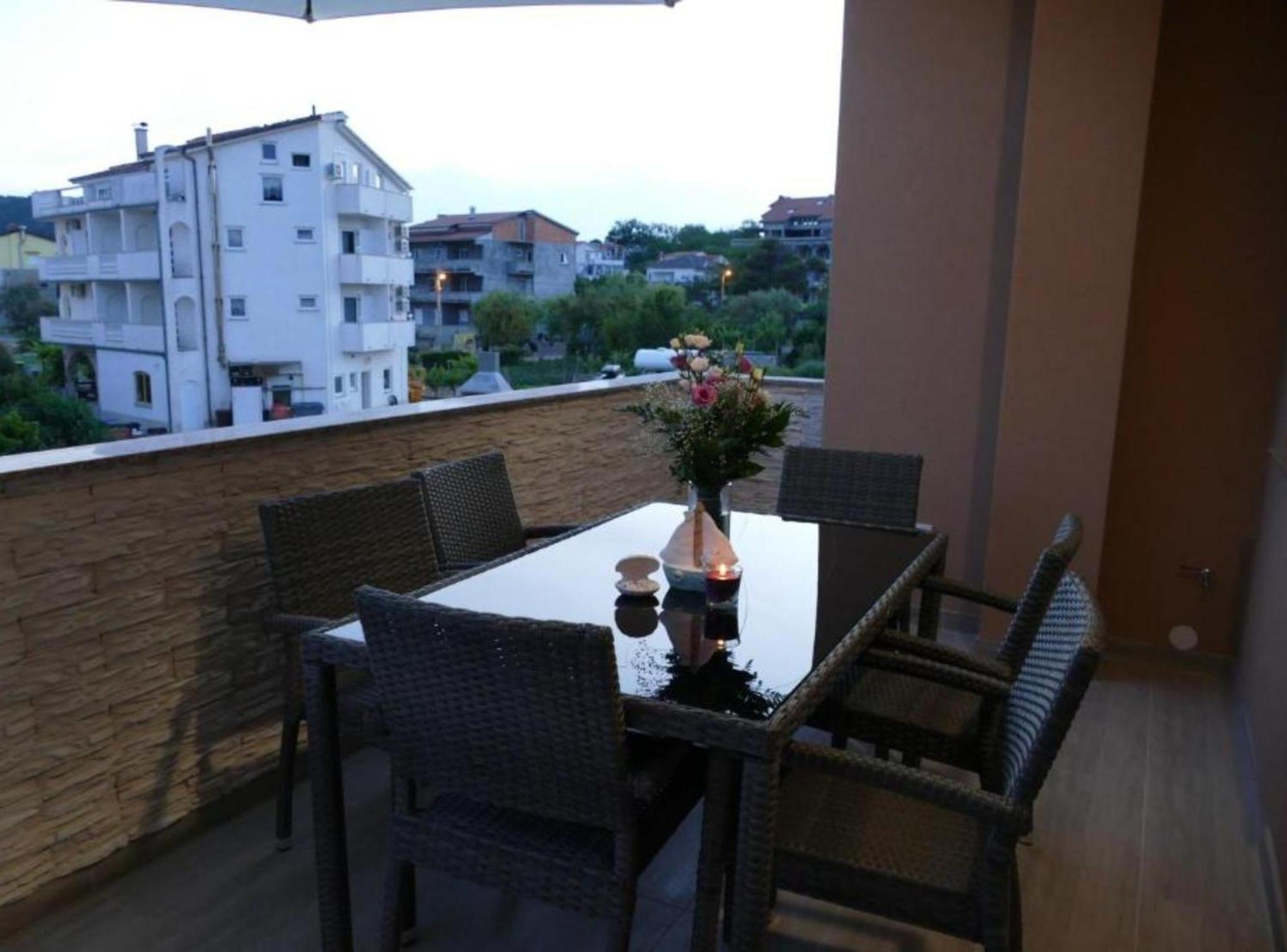 Apartmani Sabbioso Лопар Екстериор снимка