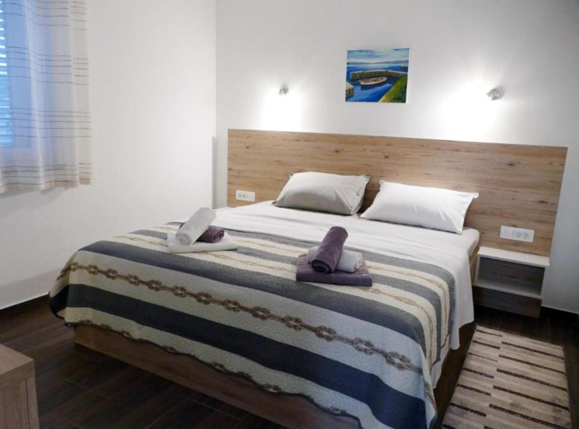 Apartmani Sabbioso Лопар Екстериор снимка
