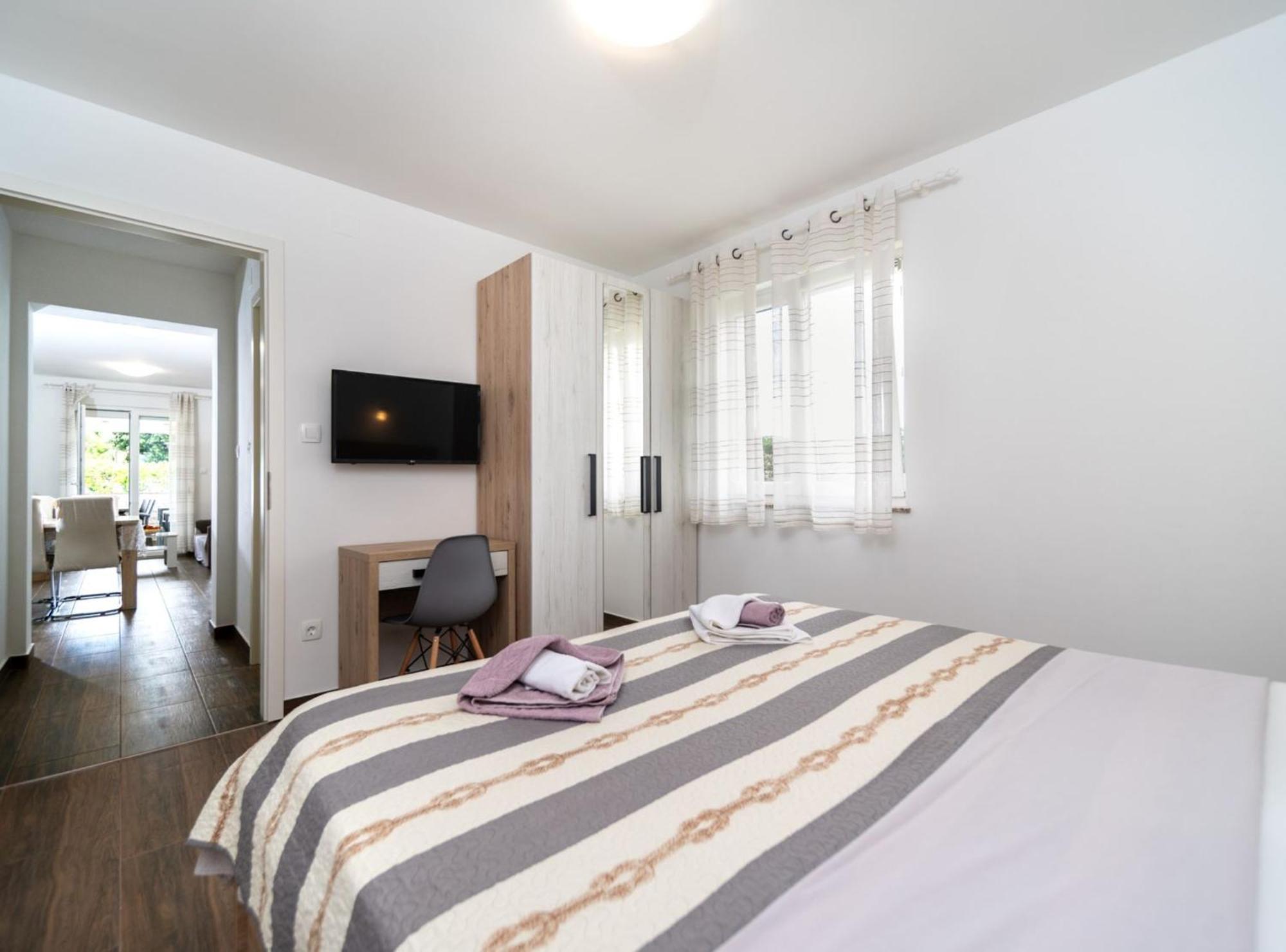 Apartmani Sabbioso Лопар Екстериор снимка